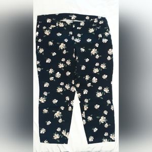 Women's Old Navy Pixie Capris